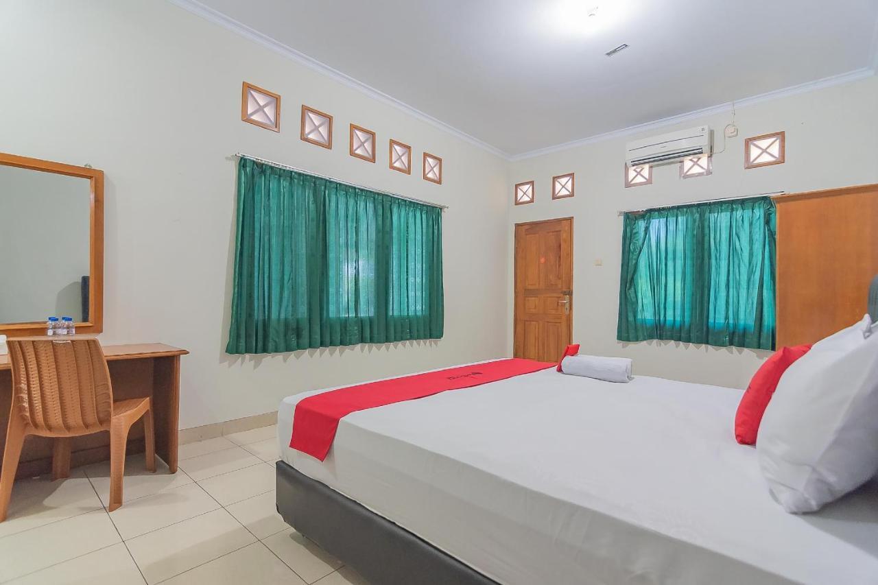 RedDoorz @ Pemuda Street Hotell Cirebon Eksteriør bilde